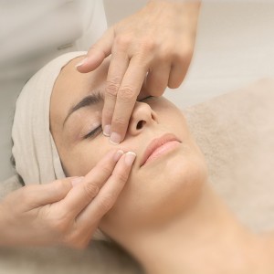 masajul facial